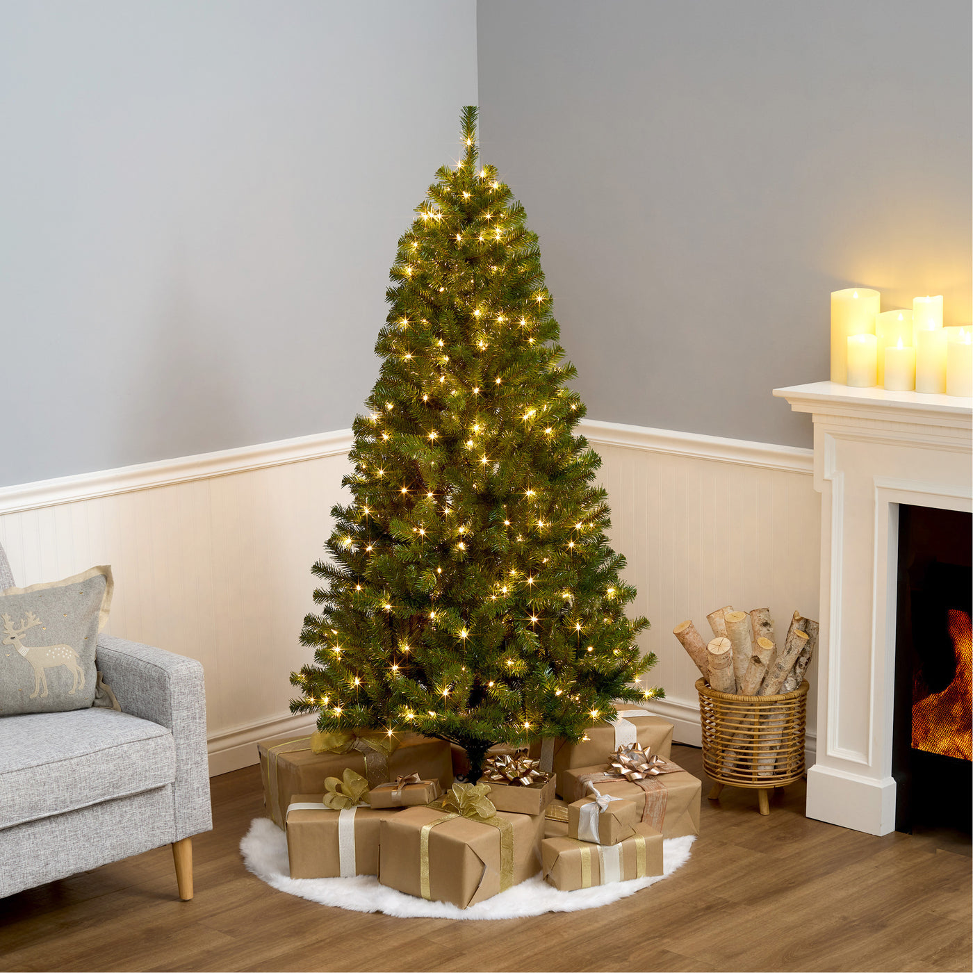 6 ft. Pre-Lit North Valley Spruce Tree with Clear Lights - National Tree Company