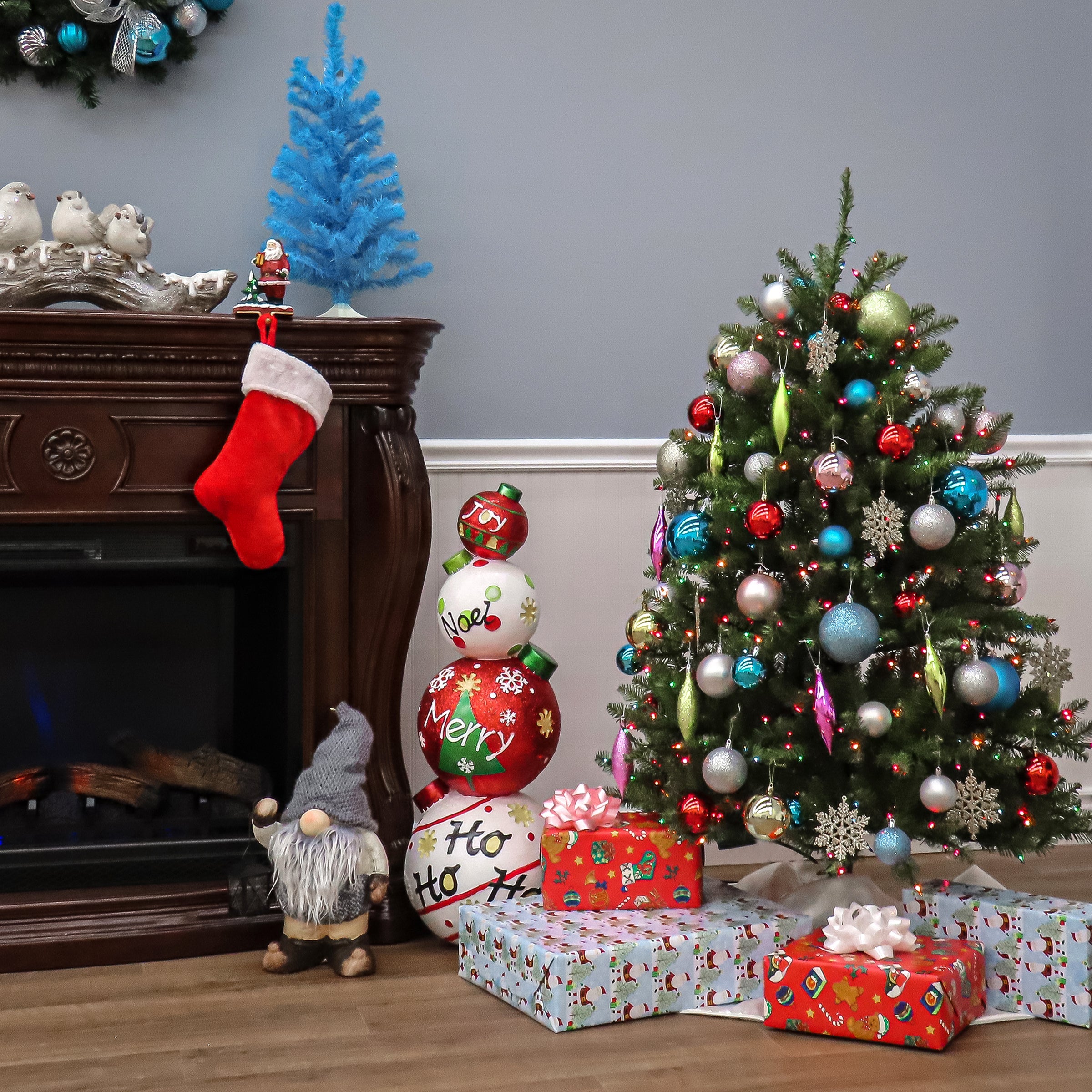 4.5 ft. Pre-Lit Dunhill Fir Tree with Multicolor Lights, Plug-In