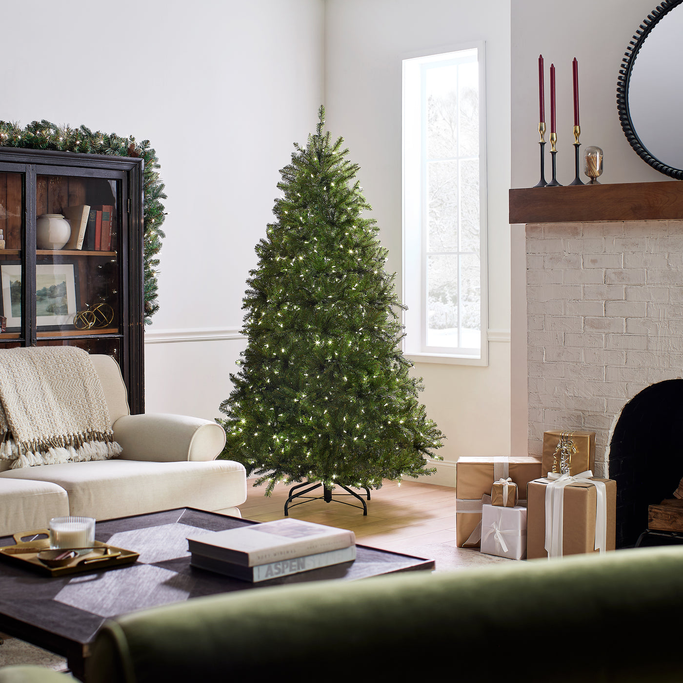 6.5 ft. Pre-Lit Dunhill Fir with PowerConnect Dual Color LED Lights - National Tree Company