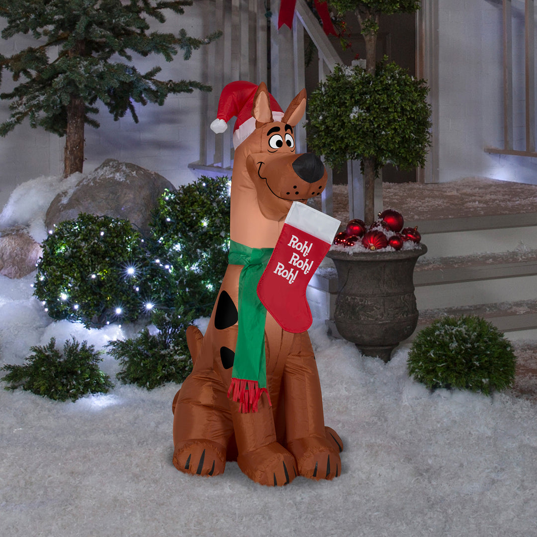 Inflatable Scooby Doo, LED Lights, Plug In, Christmas Collection, 3.5 Feet