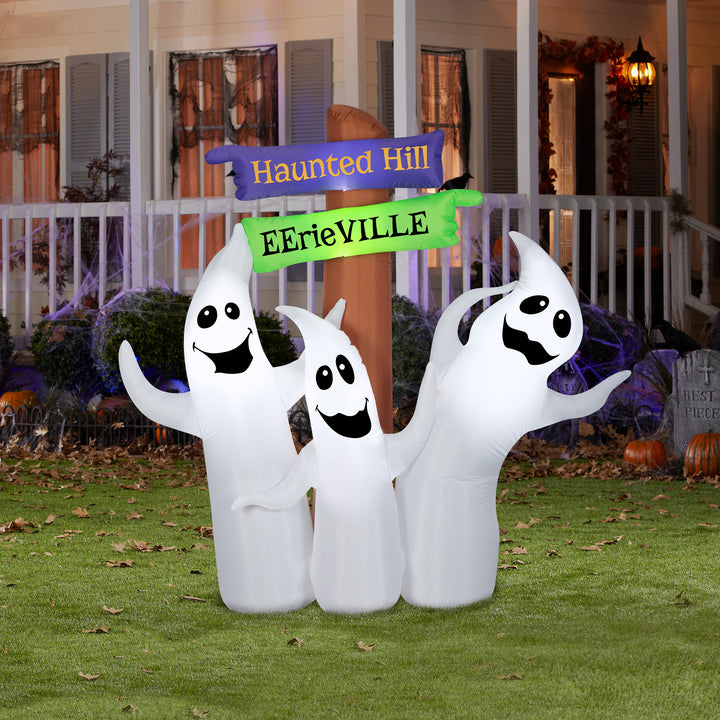 Halloween 6 ft. Ghost Trio and Signpost