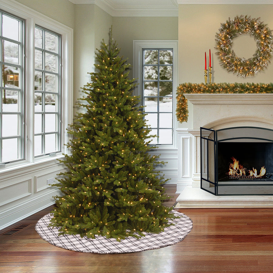 48 in. HGTV Home Collection Black White Ric Rac Border Tree Skirt