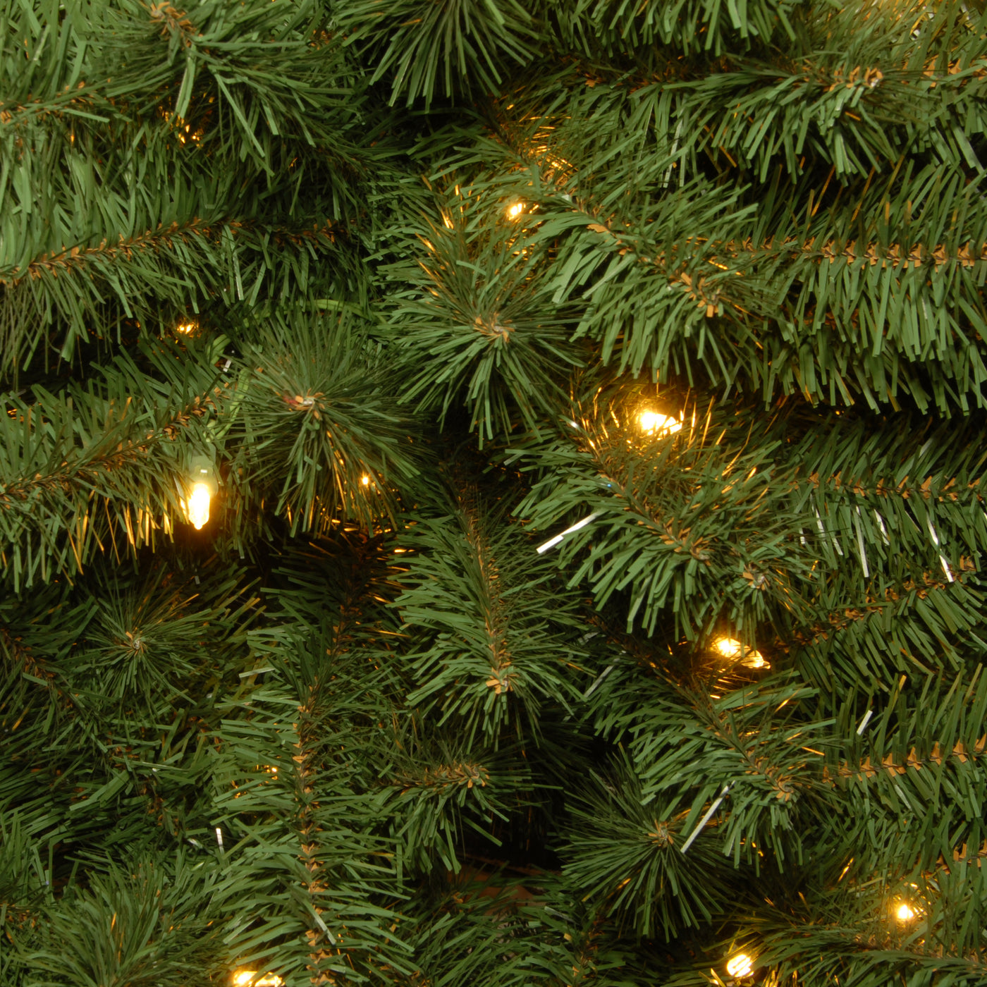 3 ft. Pre-Lit Kincaid Spruce Tree with Clear Lights - National Tree Company