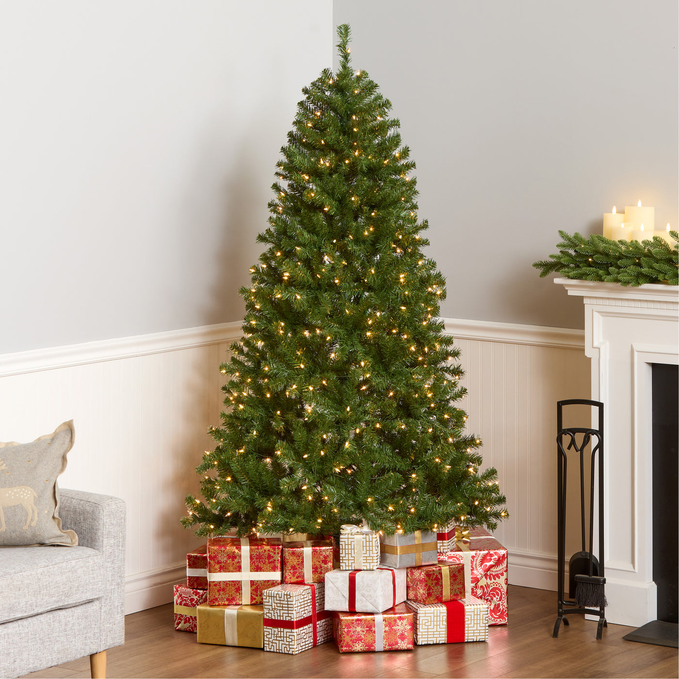 6.5 ft. Pre-Lit North Valley Spruce Tree with Clear Lights - National Tree Company