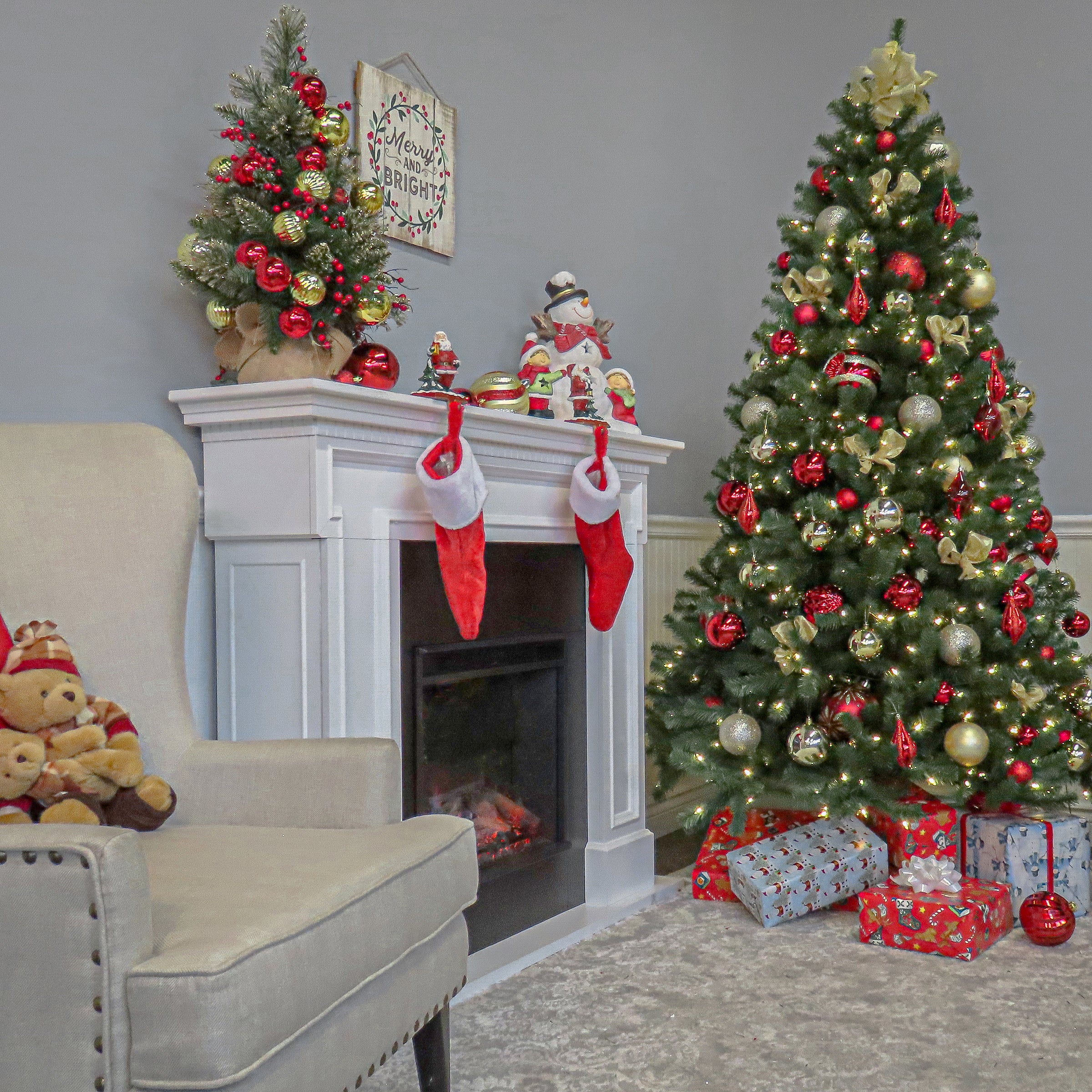 7.5 ft. Pre-Lit North Valley Spruce Tree with Clear Lights, Plug
