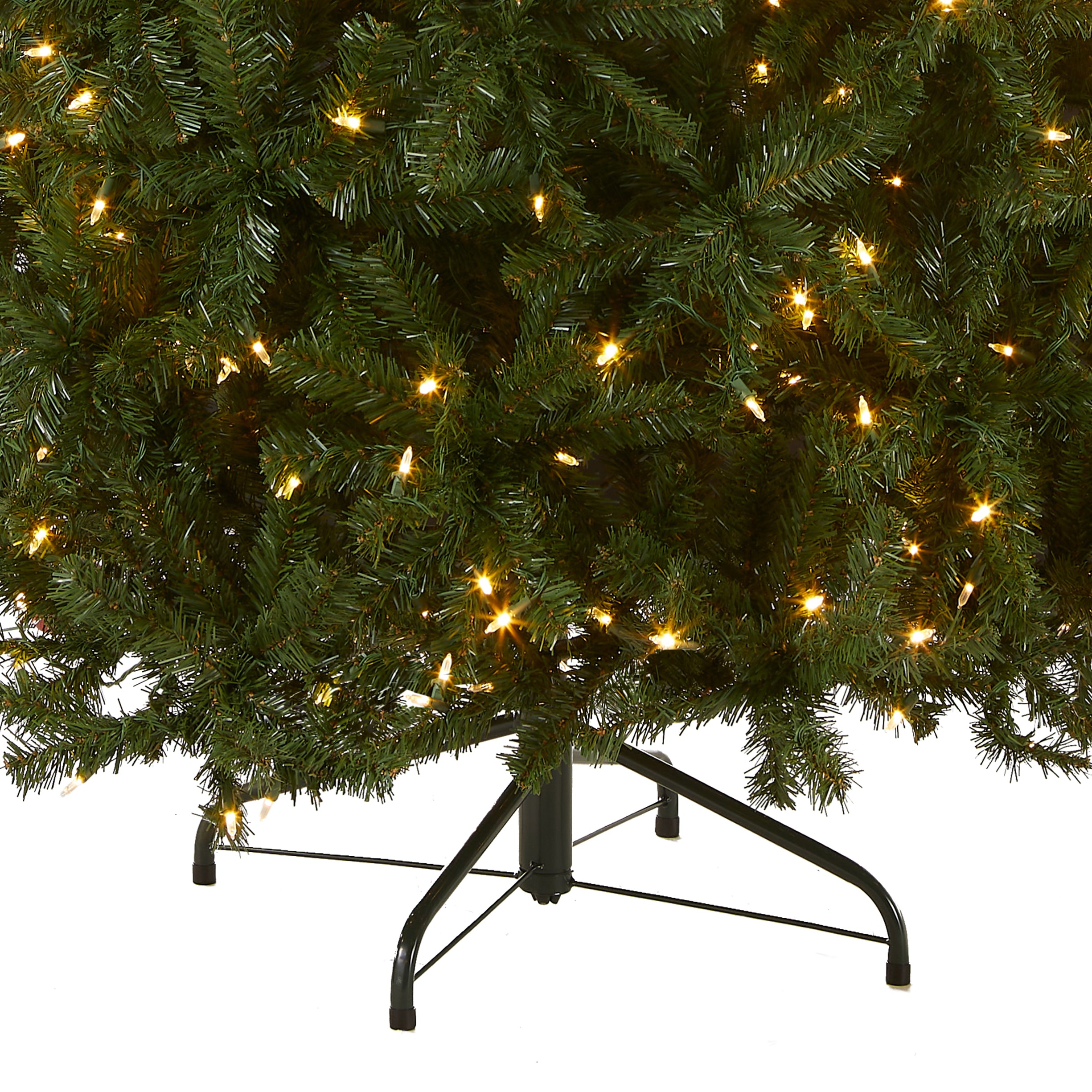7.5 ft. Pre-Lit North Valley Spruce Tree with Dual Color LED