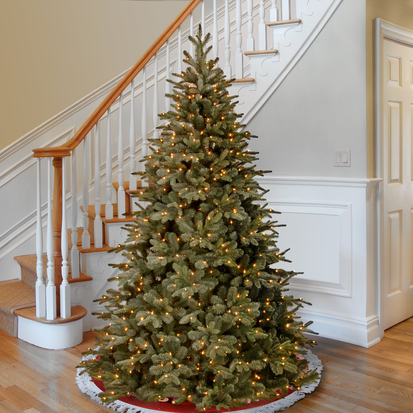 7.5 ft. Pre-Lit Arctic Spruce Frosted Tree with Clear Lights - National Tree Company