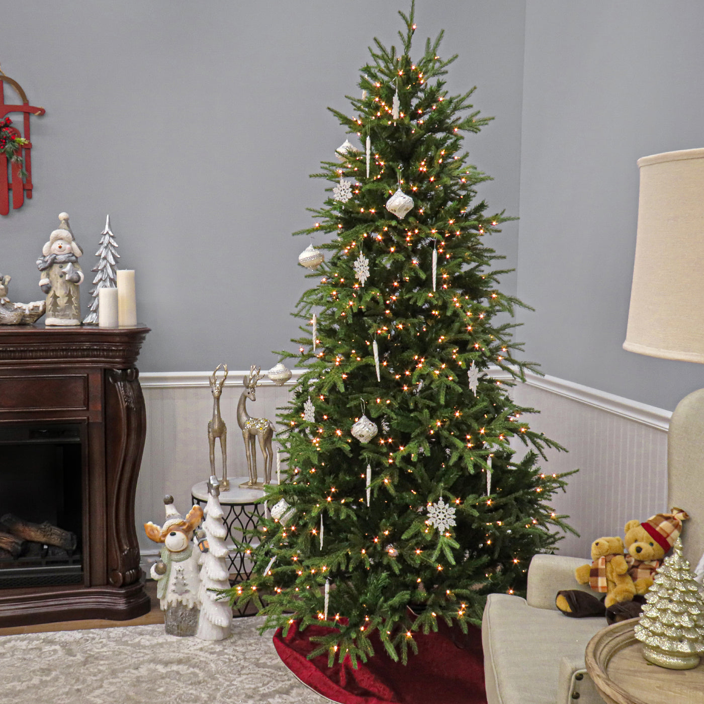 6.5 ft. Pre-Lit Northern Frasier Fir Tree with Clear Lights - National Tree Company