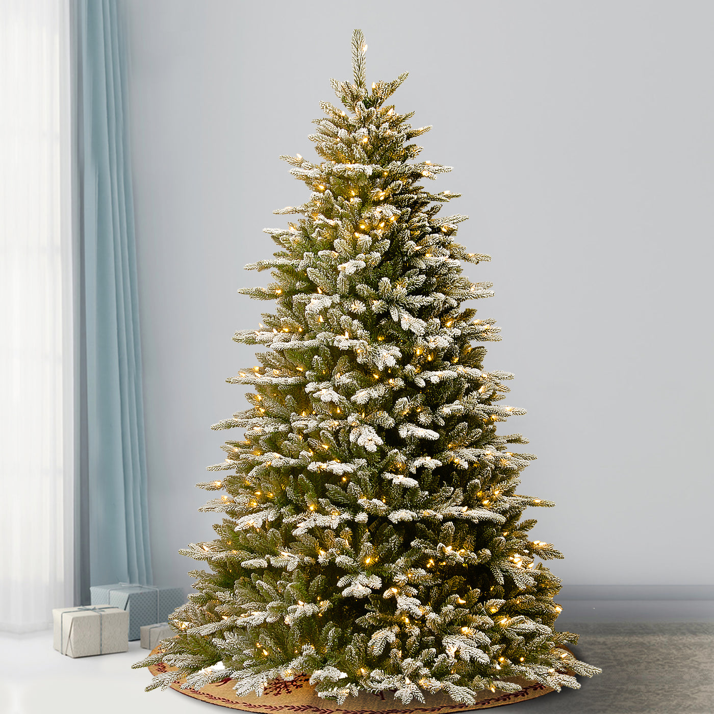 7.5 ft. Pre-Lit Snowy Sierra Spruce Tree with Clear Lights - National Tree Company