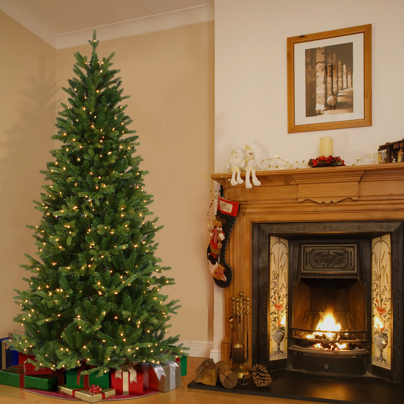 7.5 ft. Pre-Lit Townend Spruce Slim Tree with Clear Lights - National Tree Company