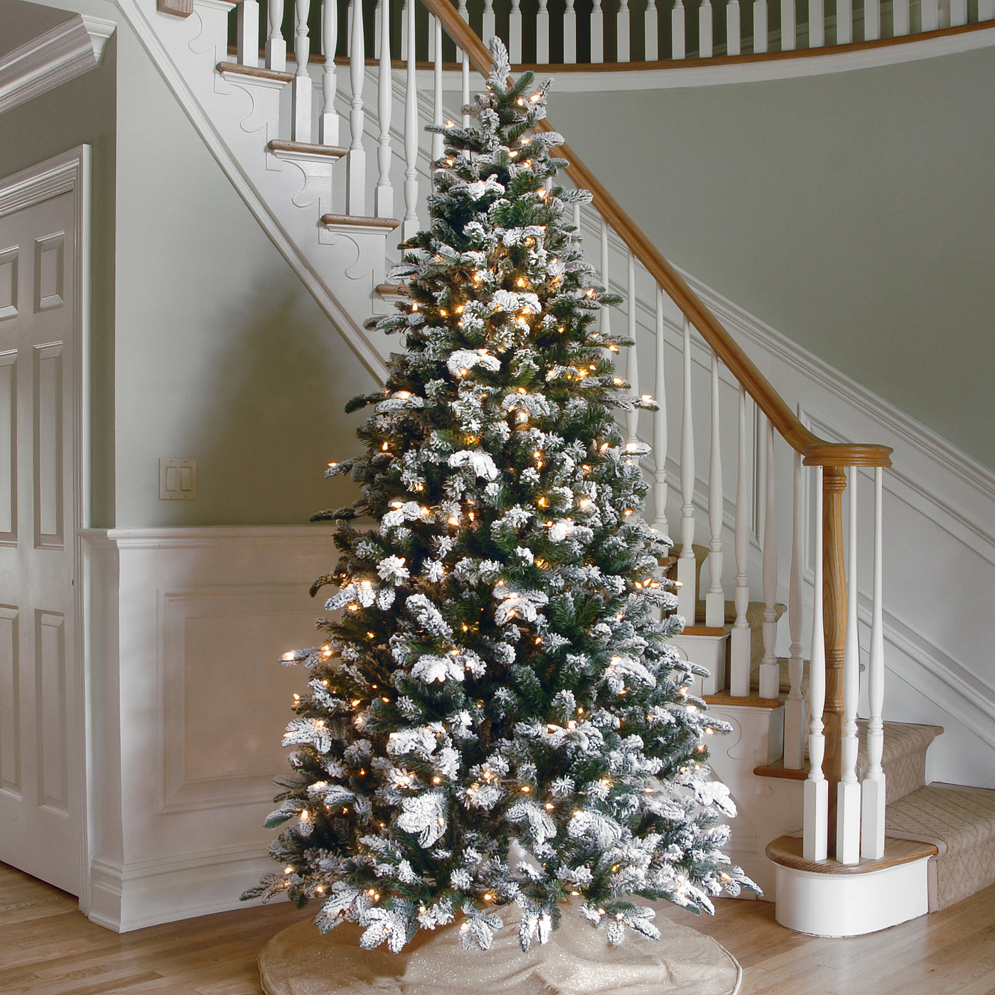 6.5 ft. Pre-Lit Snowy Everest Fir Medium Tree with Clear Lights - National Tree Company