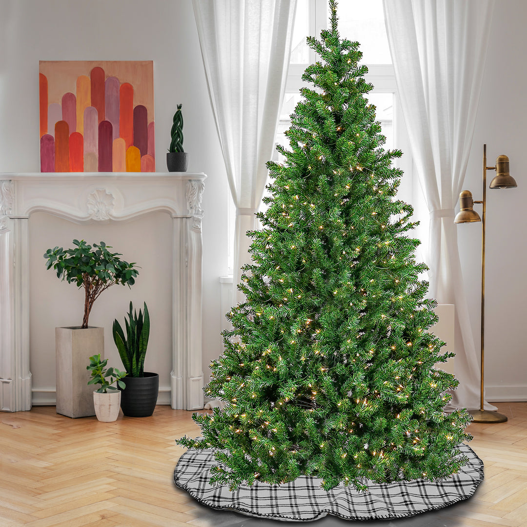7.5ft Pre-lit Artificial Phillip Spruce Hinged Tree, 700 Clear Lights- UL