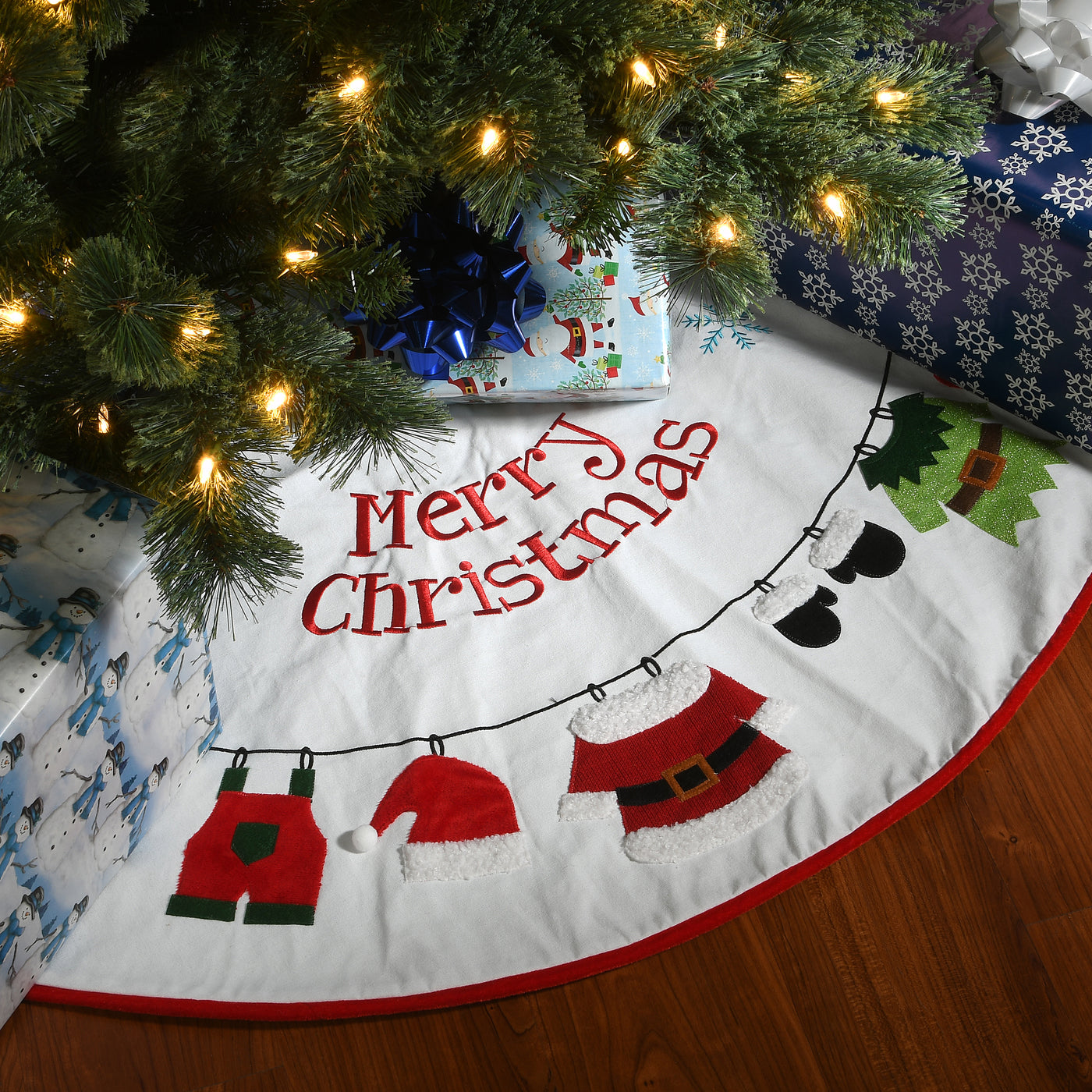 48 in. White “Merry Christmas in. Tree Skirt - National Tree Company