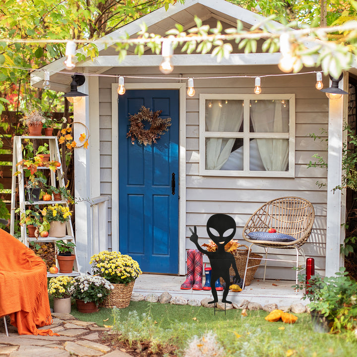Halloween Lawn Decoration, Black, Alien, Includes Garden Stakes, 38 Inches