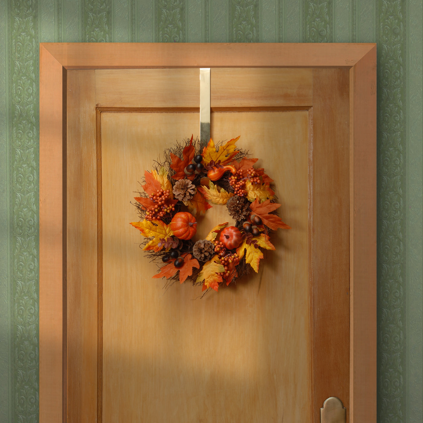 16" Pumpkins and Maple Leaves Wreath - National Tree Company