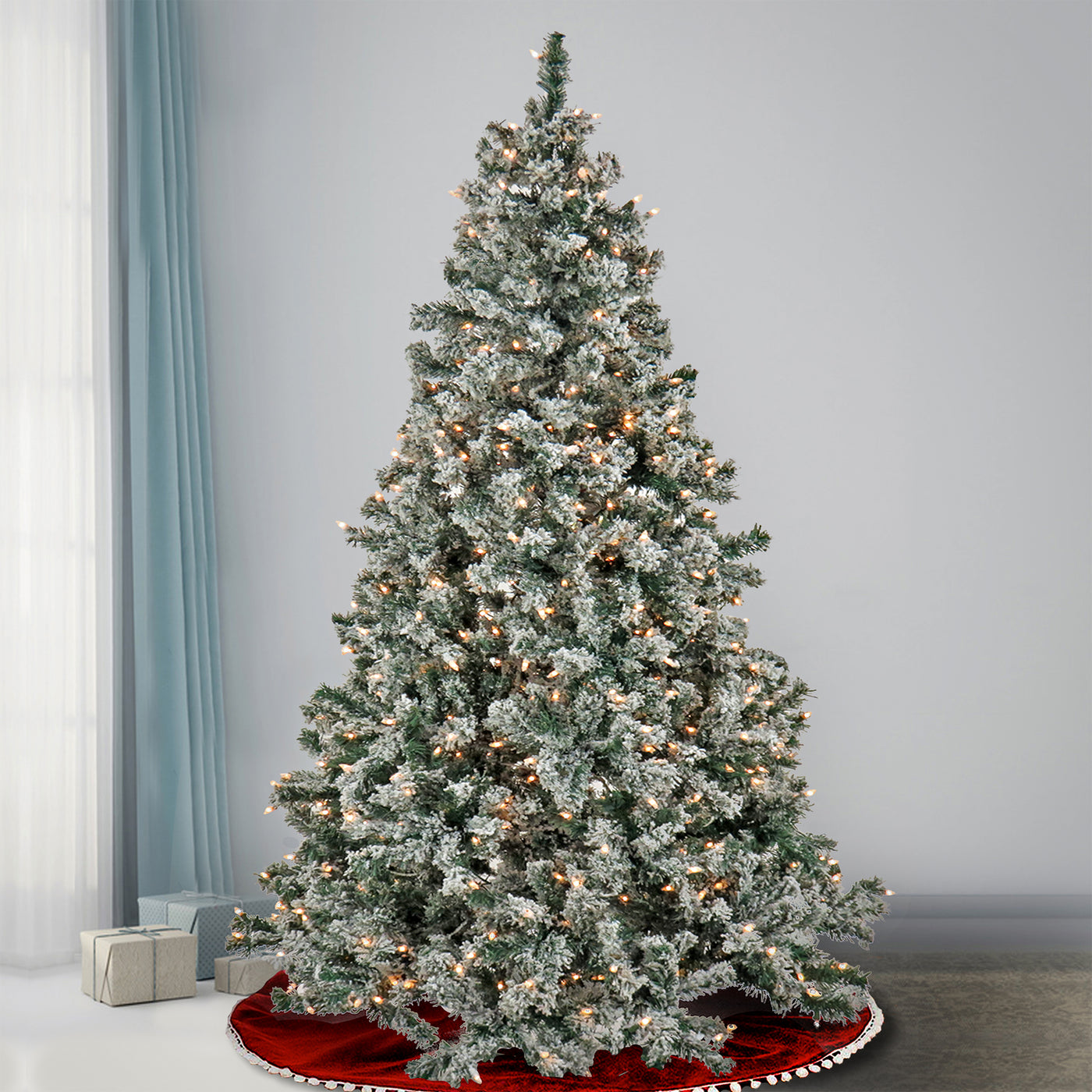 7.5 ft. Pre-Lit Snowy Crestview Tree with Clear Lights - National Tree Company