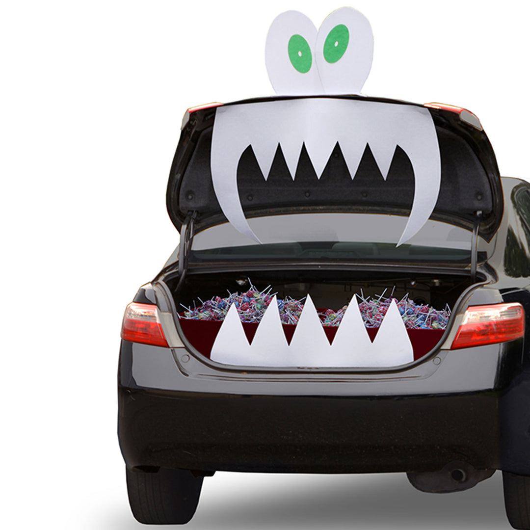 Halloween Freaky Fangs TRICKY TRUNKS Car Decoration Kit